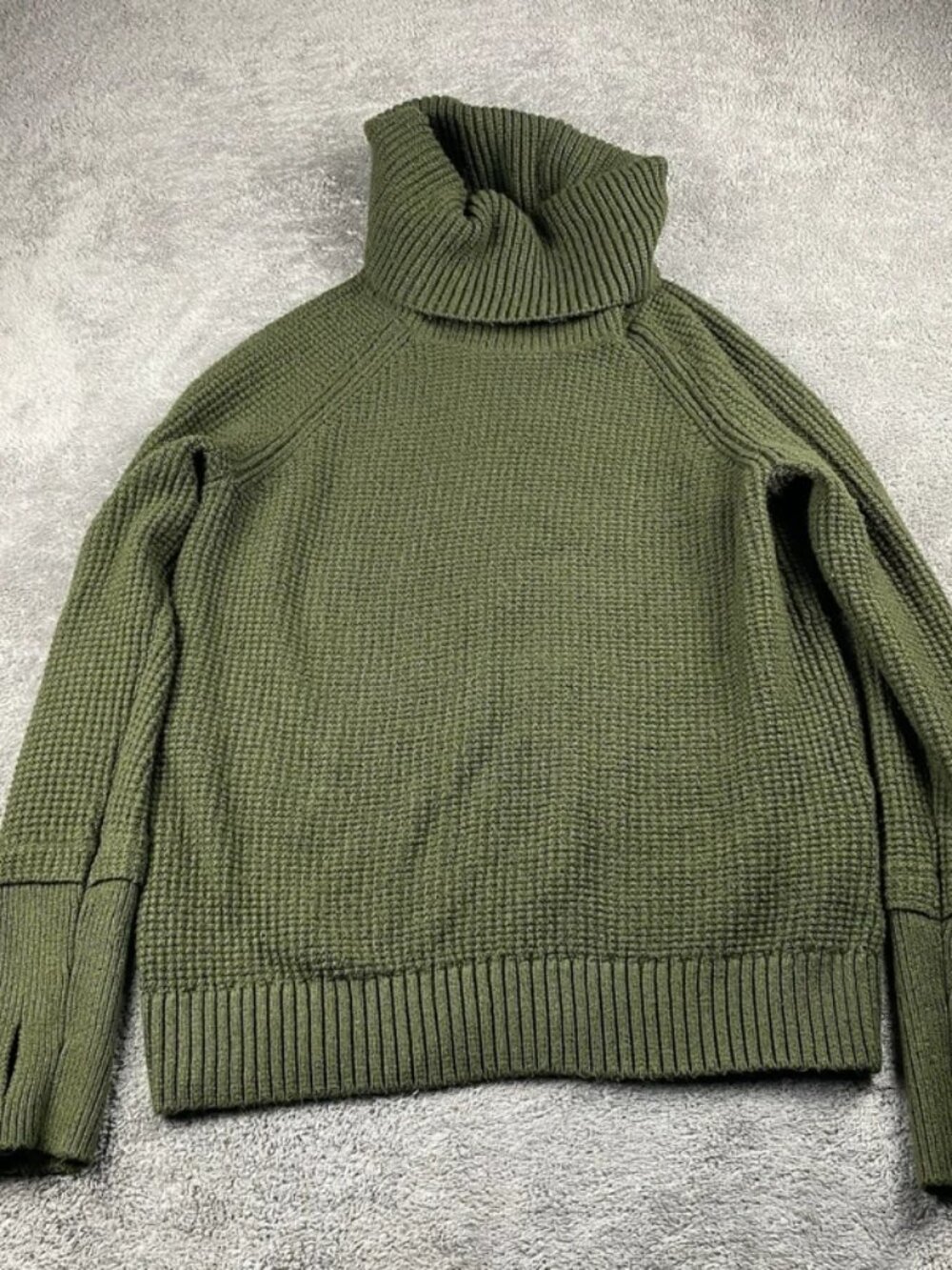 Market and Spruce Turtleneck Sweater Womens Size Medium Green Long Sleeve
